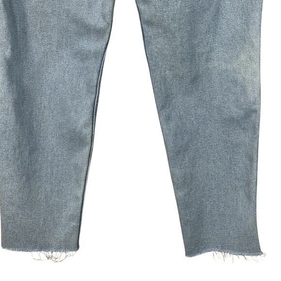 Hollister JRS SZ 9R W29 L27 Mom Jeans Ultra High-Rise Zip-Fly Frayed Hems Blue - Picture 6 of 10